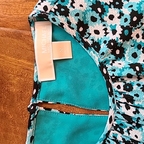 🔥Clearance🔥 Michael Kors Carnation Print Smocked Mini Dress - Picture 4 of 11